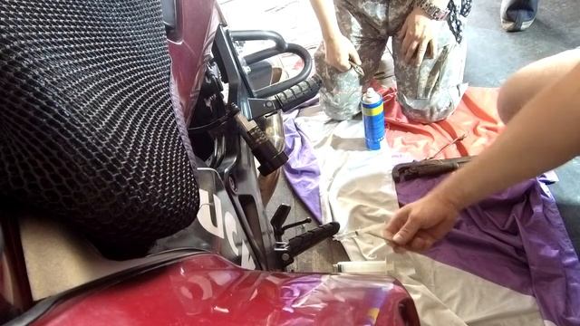 Honda St 1300 Pan European лечим преднатяг заднего амортизатора смотреть онлайн