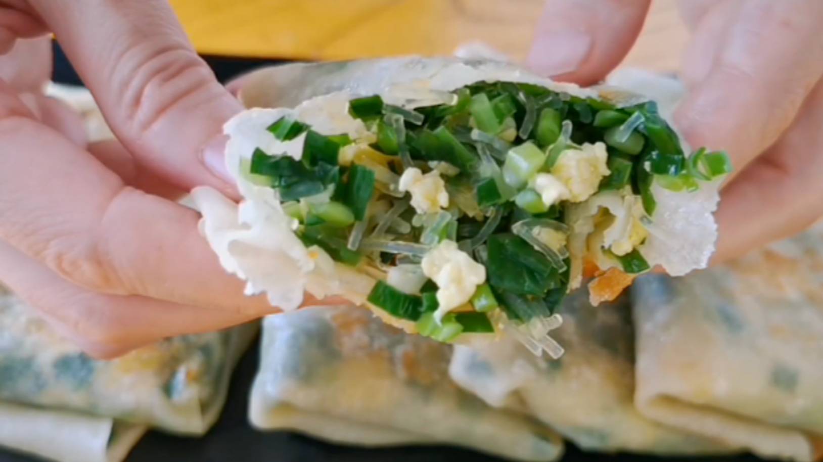 Новый рецепт вкусных блинов. Такой вкусняшки вы еще не пробовали! смотреть онлайн