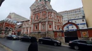 Церковь Святой Живоначальной Троицы в Никитниках 1634 г. Просто так не пройти, нужен паспорт.