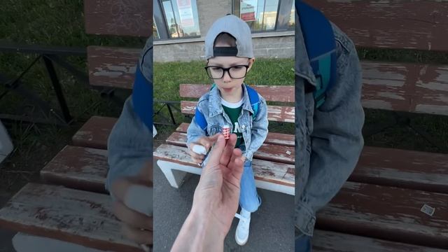 Папа купи Coca Cola🤪 смотреть онлайн