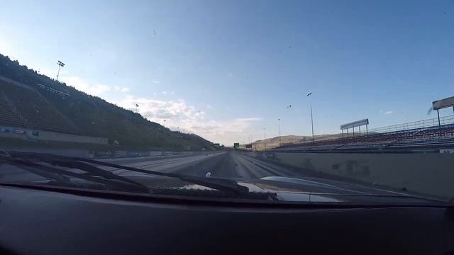 Drag Racing Crappy Old Cars -- XJS V Prelude