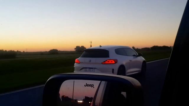 VW Scirocco смотреть онлайн