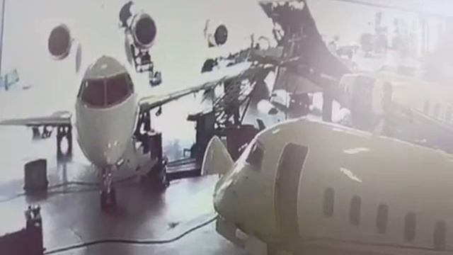 Don’t drop the engine смотреть онлайн