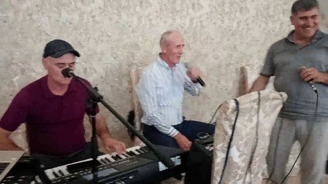 Далгат Омаров, заслуженный артист Республики Дагестан - Мугlрузул Ясал (песня на аварском языке). смотреть онлайн