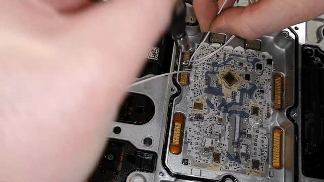 BMW 7 speed DCT internal wiring - Modifying the Mechatronics unit on my Saab powered Scimitar смотреть онлайн