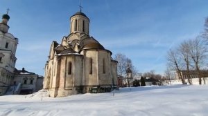 Самый древний монастырь Москвы — Спасо-Андроников. Самый древний храм в нем.