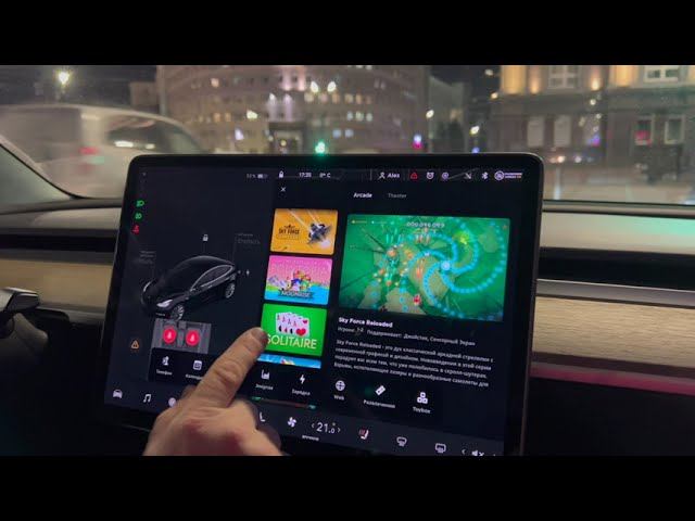 Тестируем автопилот Тесла модель 3 на дорогах России, обзор экрана, мультимедиа и его функций смотреть онлайн