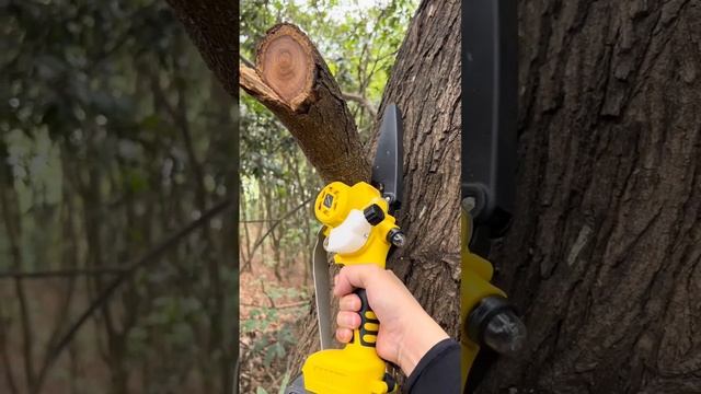 IMOUMLIVE 6inch Chainsaw смотреть онлайн