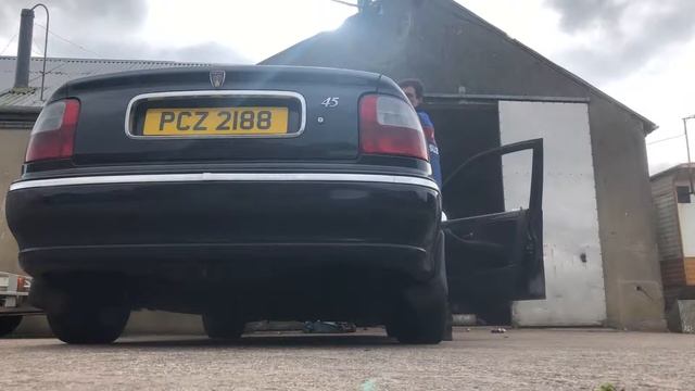 Rover 45 straight piped смотреть онлайн