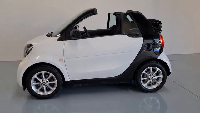 smart fortwo CABRIO 1.0 70CV AT6 E6 смотреть онлайн