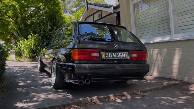 E30 Touring M54B30 exhaust sound смотреть онлайн