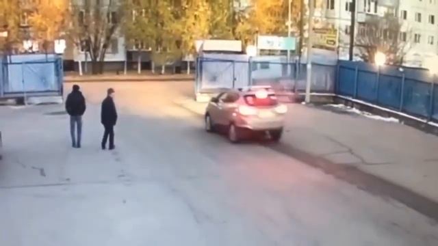 Красиво ушёл от погони. смотреть онлайн