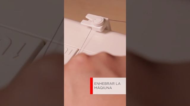 SEW MINI DELUXE - La Pequeña que Cose al Grande #costura #janome #máquinadecoser смотреть онлайн