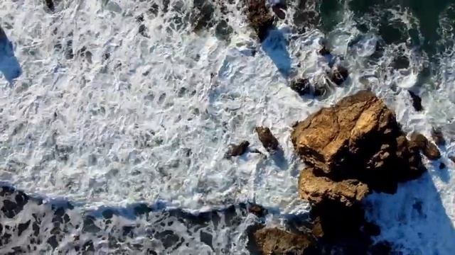 Flying Over Livorno Coastline - DJI Mini 2 смотреть онлайн