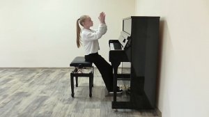 Фирстова Виктория_11 лет_Фортепиано_Л. Марченко "Охота на моль"