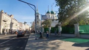 Храм Троицы Живоначальной в Листах. Москва.