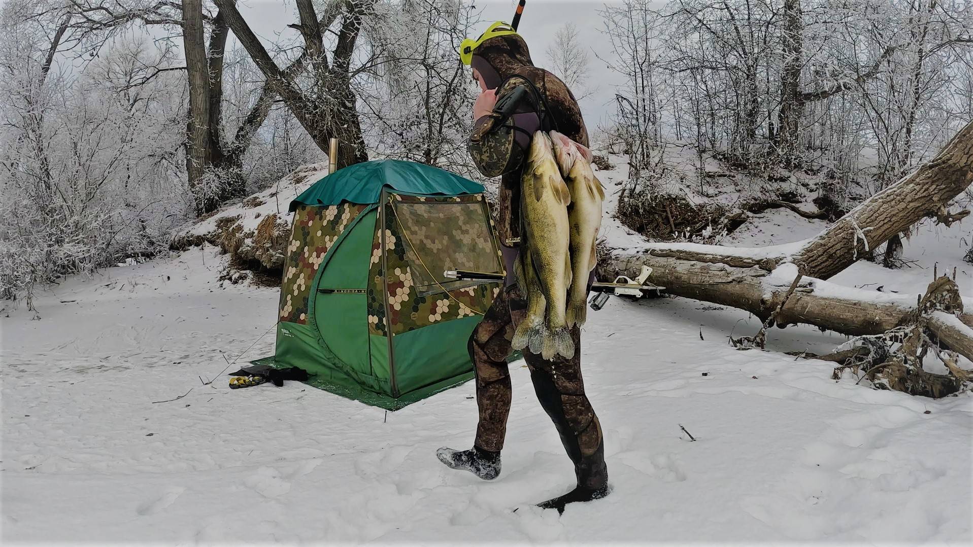 Подводная охота зимой. Ныряю в Кайф