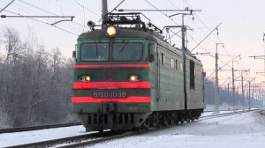 "Зеленый труженик". ВЛ10-1038 следует резервом