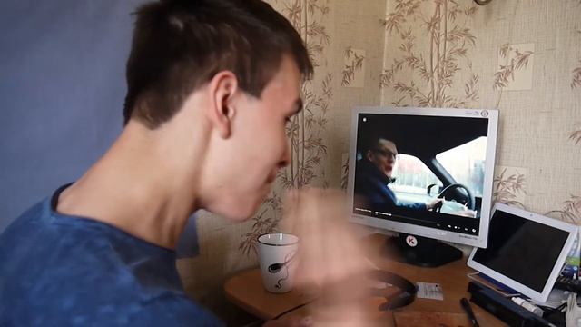 Быстрый обзор Range Rover sport SVR не вставая с дивана (пародия) смотреть онлайн