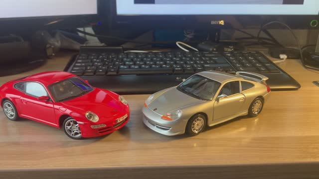 Обзор моделей Porsche 911 Carrera S от Cararama и 911 GT3 от Bburago в масштабе 1/24 смотреть онлайн