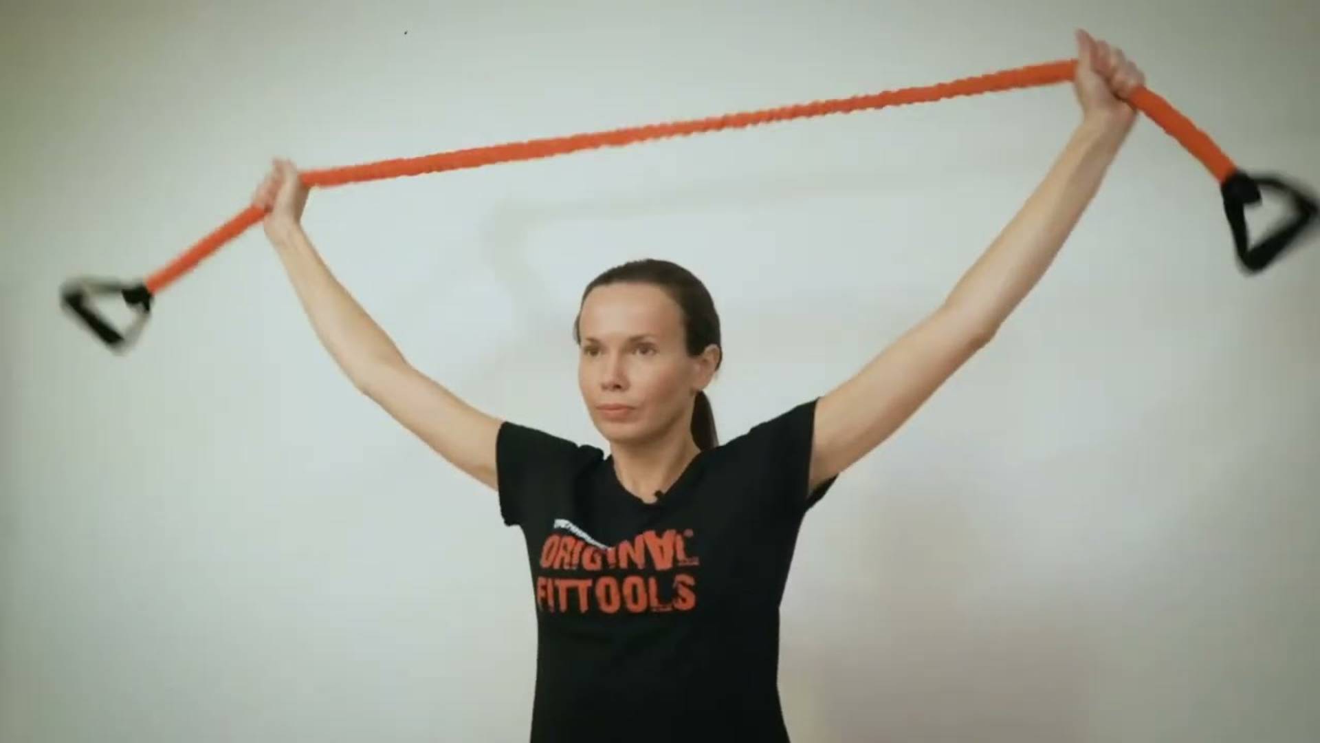 Эспандер трубчатый в защитном кожухе Original FitTools обзор + упражнения смотреть онлайн