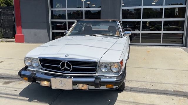 1989 MERCEDES BENZ 560 SL ONE OWNER WITH 2 TOPS FOR SALE WWW.HOLLYWOODMOTORSUSA.COM смотреть онлайн