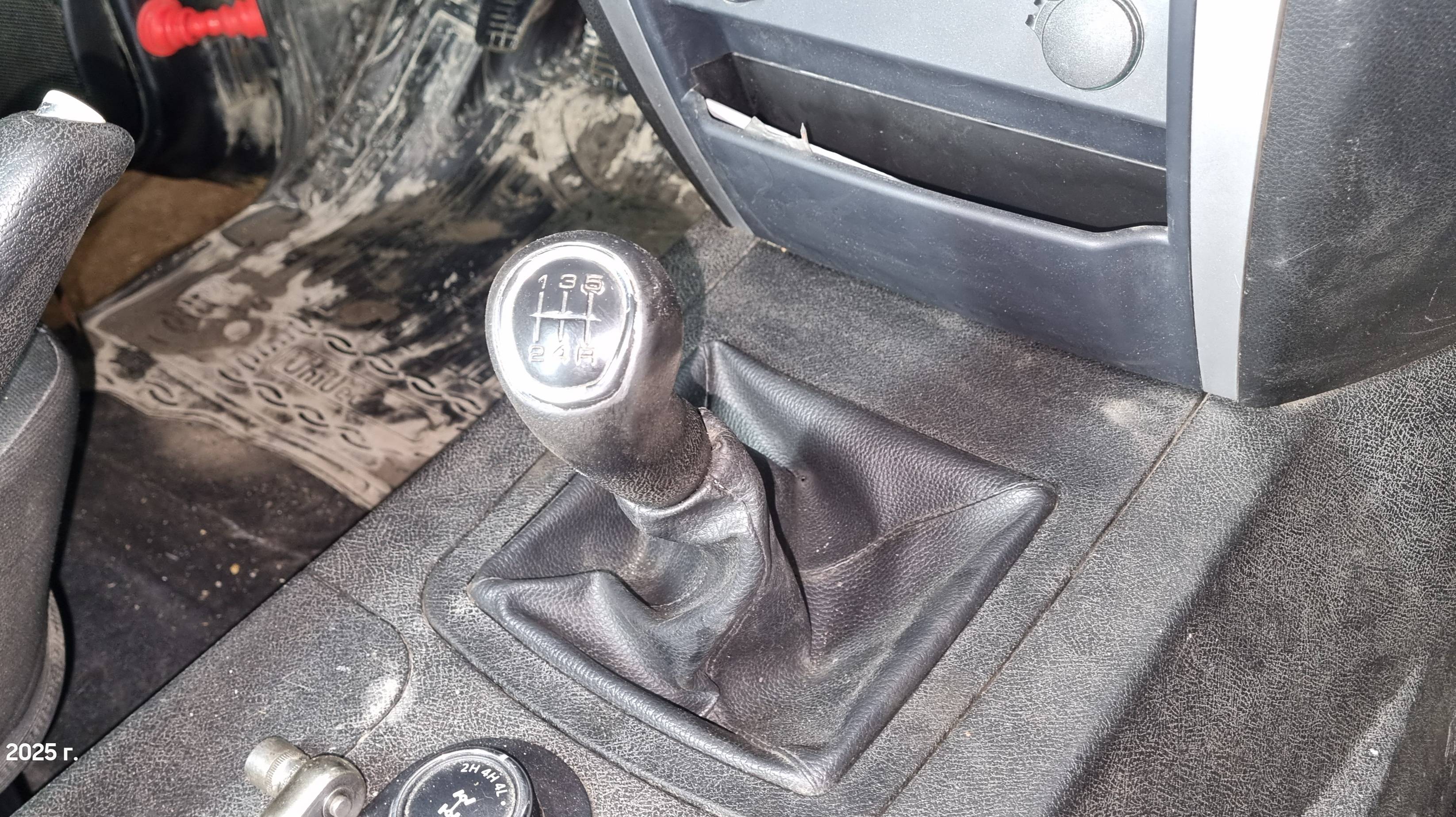 Пружинки рычага коробки передач УАЗ Патриот смотреть онлайн