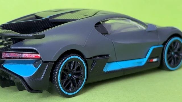 Bugatti Divo 2020 (1:43 Scale Model) #carmodels #bugattidivo #cartoy #toycar  #diecasttoys #bugatti