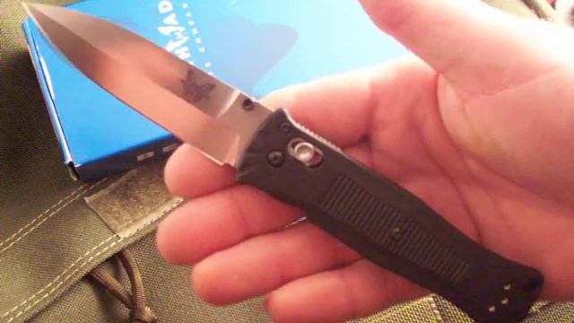 Benchmade 530 Axis knife смотреть онлайн