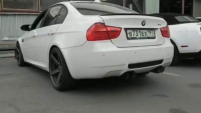 BMW M3 E90 Akrapovic Evolution Line exhaust смотреть онлайн