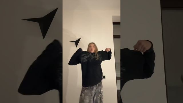 Да легко #миланафилимонова #милана #юмор #миланатур #влогшоу #музыка смотреть онлайн