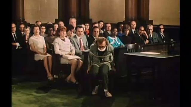 Трейлер с Бананами смотреть онлайн