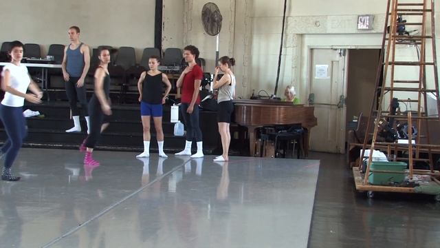 MERCE CUNNINGHAM: MONDAYS WITH MERCE #1:TECHNIQUE смотреть онлайн