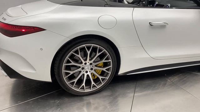 2023 Mercedes-Benz SL63 AMG (577HP) смотреть онлайн