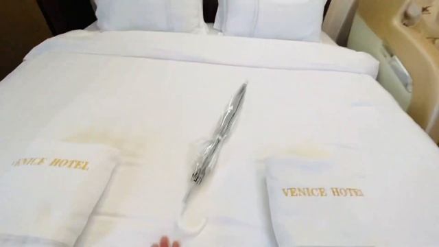 Venice Hotel Kl Review| Hotel with free Massage Chairs смотреть онлайн