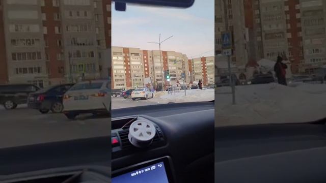 столб то не причём)