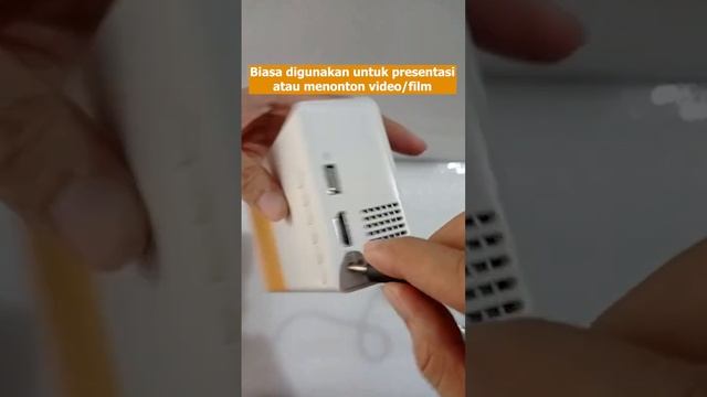 BERASA NONTON BIOSKOP! led proyektor Projektor mini смотреть онлайн