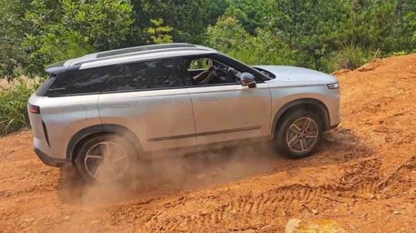 СЛОМАЛ КОРОБКУ JAECOO J7? Отзыв владельца. Отзыв Джейку j7 2024 (2025)