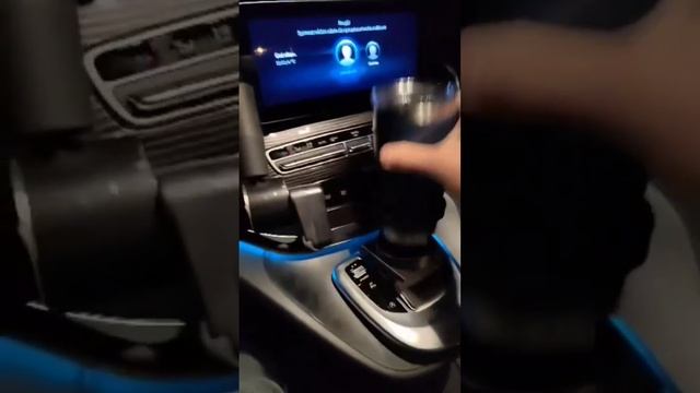 Mercedes V-class touch pad cup holder 3d printed смотреть онлайн