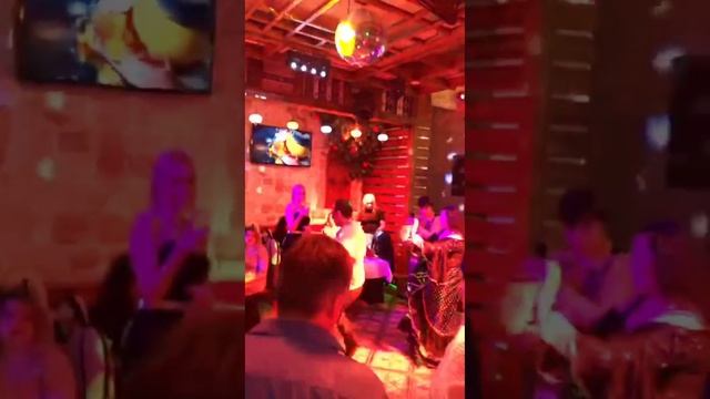 Семейная цыганская шоу группа Эсмеральда. Давайте знакомиться. смотреть онлайн