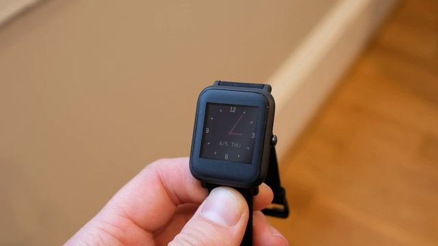 GadgetWraps Amazfit Bip Matte Black Skin and Screen Protector смотреть онлайн