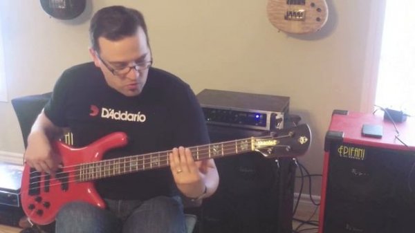Ultimate Basses: Spector NS-2 Ferrari Red