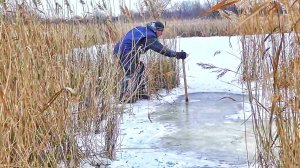 ПРОВЕРИЛИ ПРОШЛОГОДНИЕ ЛУНКИ И..! ЗАПОМНЮ НА ДОЛГО ЭТУ РЫБАЛКУ!