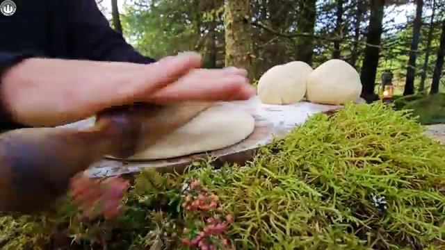 Еда на природе смотреть онлайн