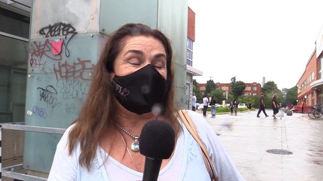 'Kind of split': Montrealers make predictions about Euro final смотреть онлайн
