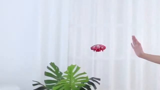 Mini Drone com Controle Manual смотреть онлайн