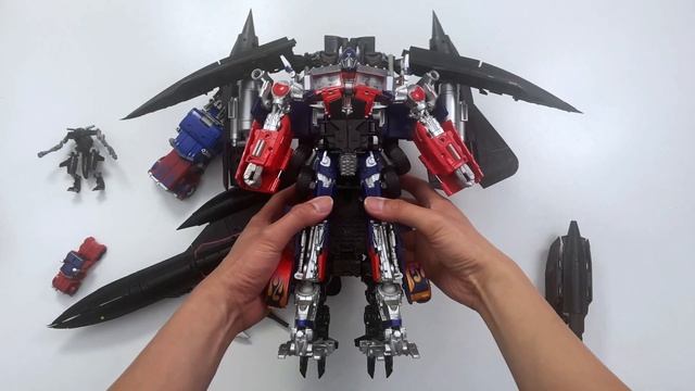 Different Size Jetpower Optimus Prime Jetfire Transformers Mini Studio Series 35 MBトランスフォーマー 變形金剛
