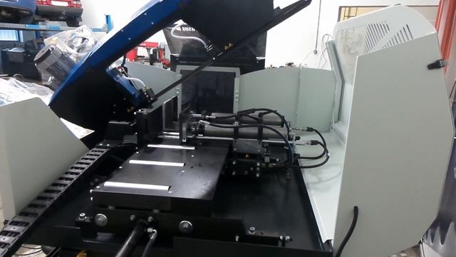 Fully automatic CNC bandsaw machine PILOUS DYNAMIC 3.0 смотреть онлайн
