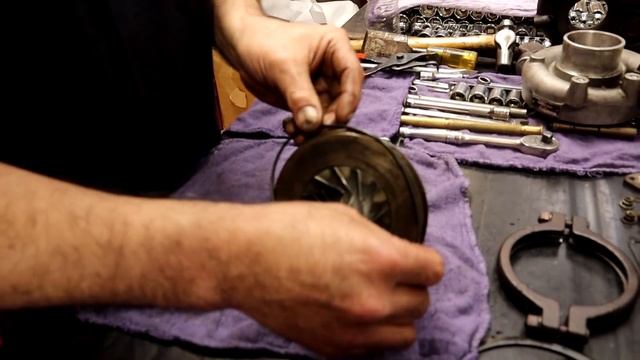 Part 1: Danny's Turbo Rebuilding Master Class: Teardown, Inspection, & Parts Identification смотреть онлайн