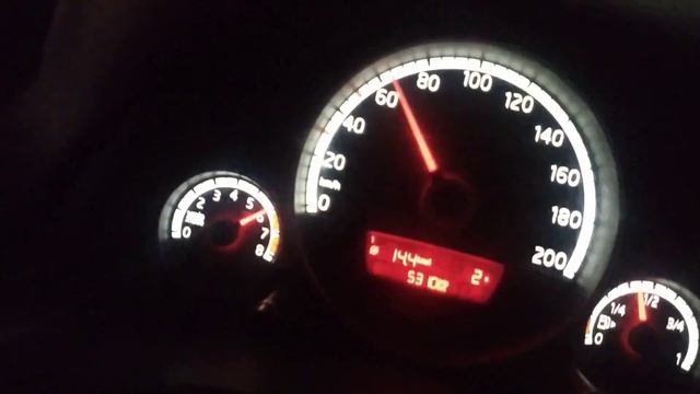 Volkswagen UP! mpi 0 a 100km/h смотреть онлайн